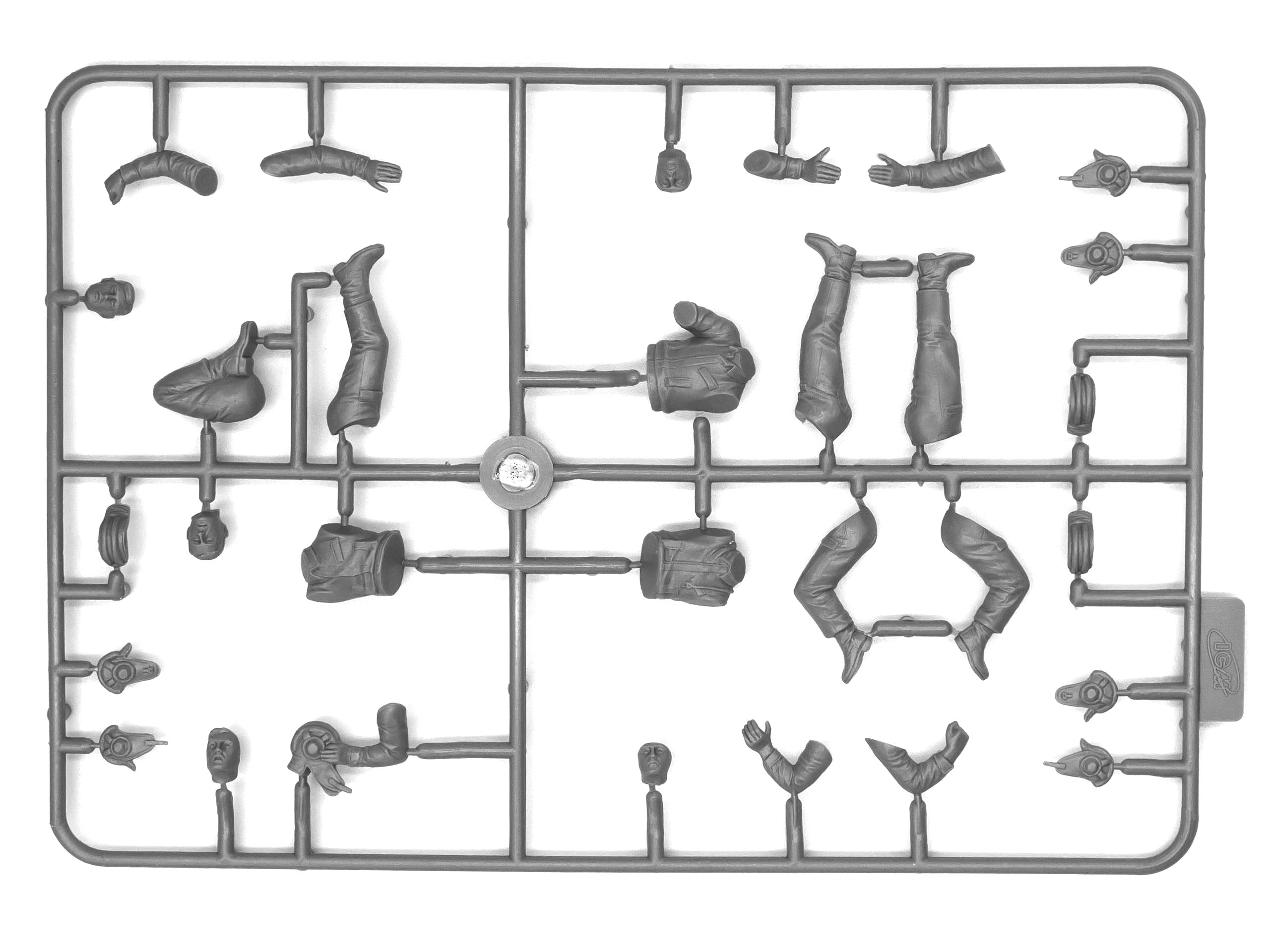 ICM35601 Plastic model kit Scale 1:35 Soviet Tank Crew 1979-1988 - kit modelling
