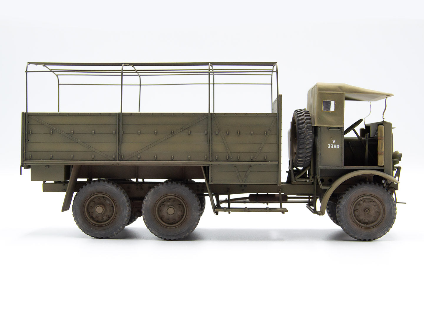 ICM 35602 Scale model Truck kit 1:35 Leyland Retriever General Service kit model