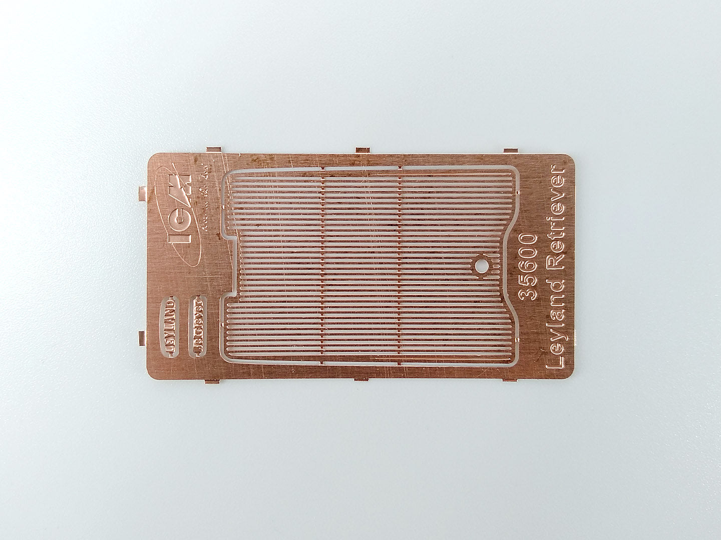 Monty’s office caravan Scale 1:35 ICM35603 Plastic Model Truck Kit