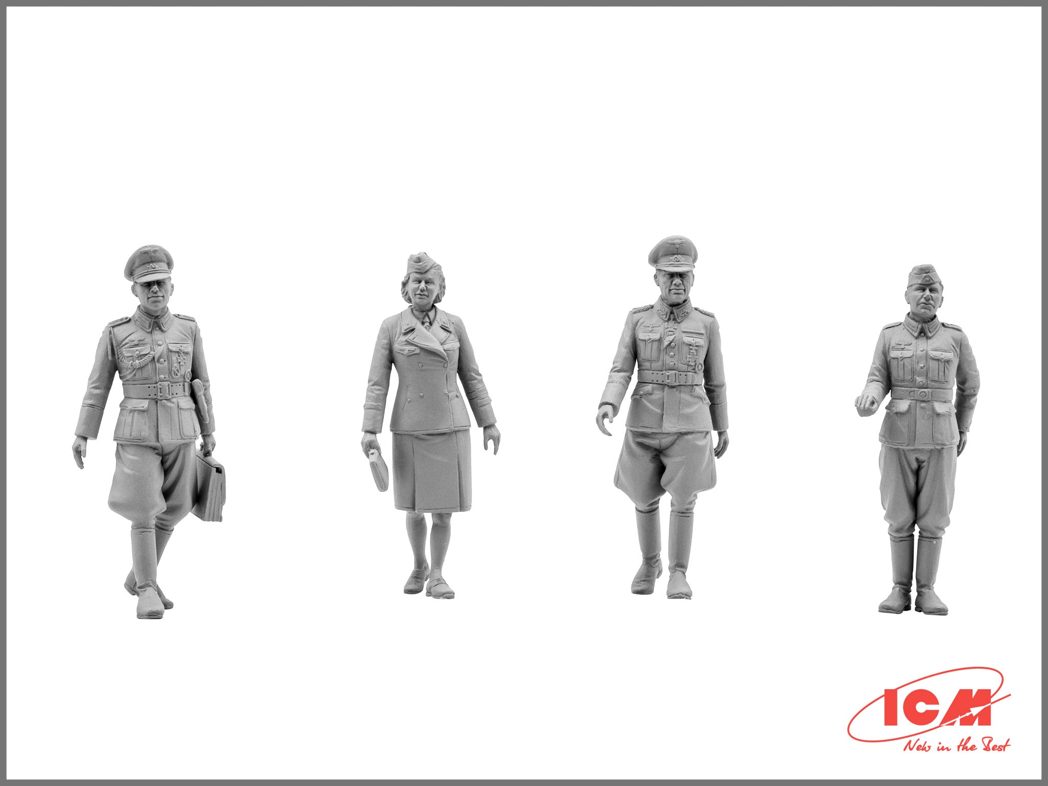 ICM 35611 Plastic model kit Scale 1:35 WWII German Staff Personnel (4 figures)