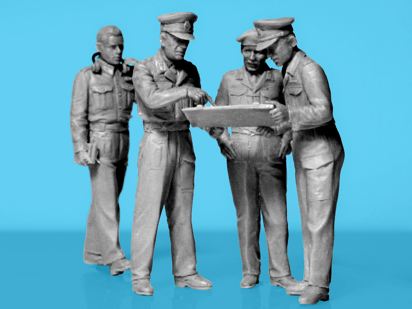 Montgomery’s Staff Scale 1:35 ICM35617 Plastic Model Figures Kit