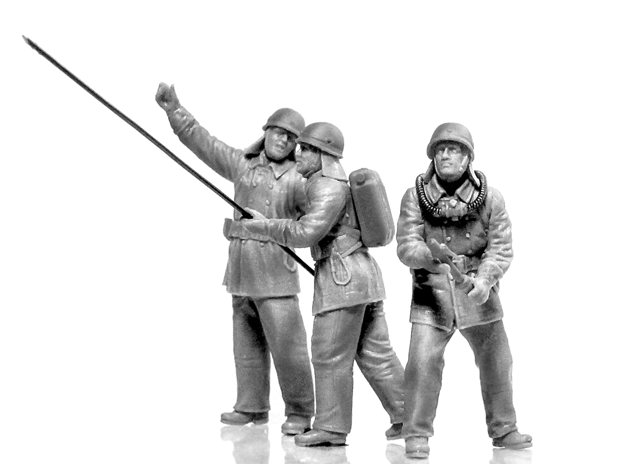 ICM 35623 Plastic model figures kit Scale 1:35 Soviet firefighters 1980s