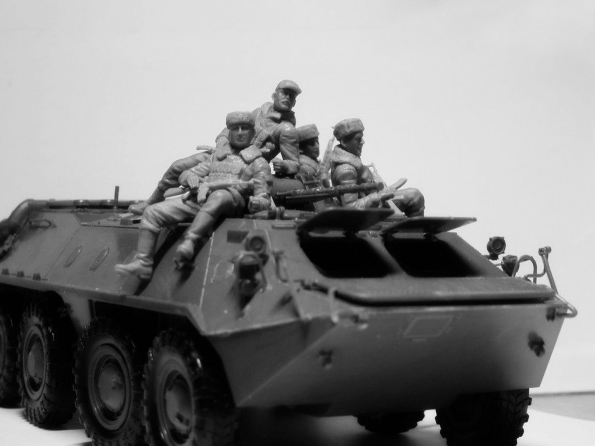 ICM 35637 Plastic model kit Scale 1:35 Soviet armored carrier riders, 1979-1991