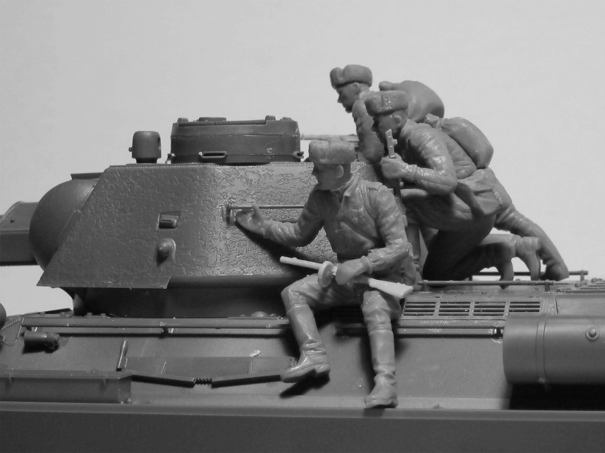 ICM 35640 Plastic model kit figures Scale 1:35 Soviet Tank Riders (1943-1945)