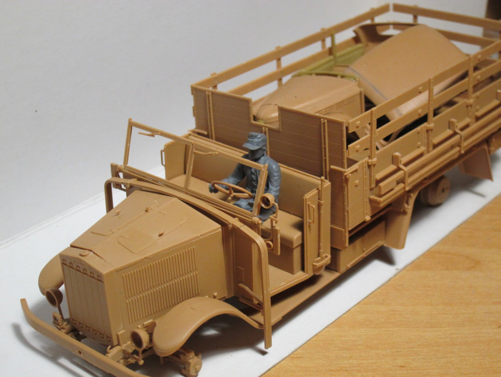 ICM 35642 Plastic model Scale 1:35 German Drivers 1939-1945 model kits plastic