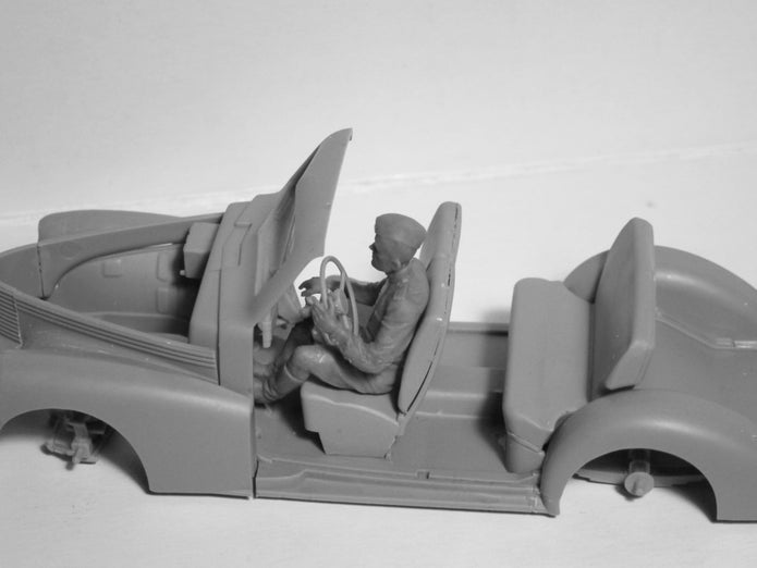 ICM 35643 Scale model kit 1:35 RKKA drivers 1943-1945 modelling plastic kits