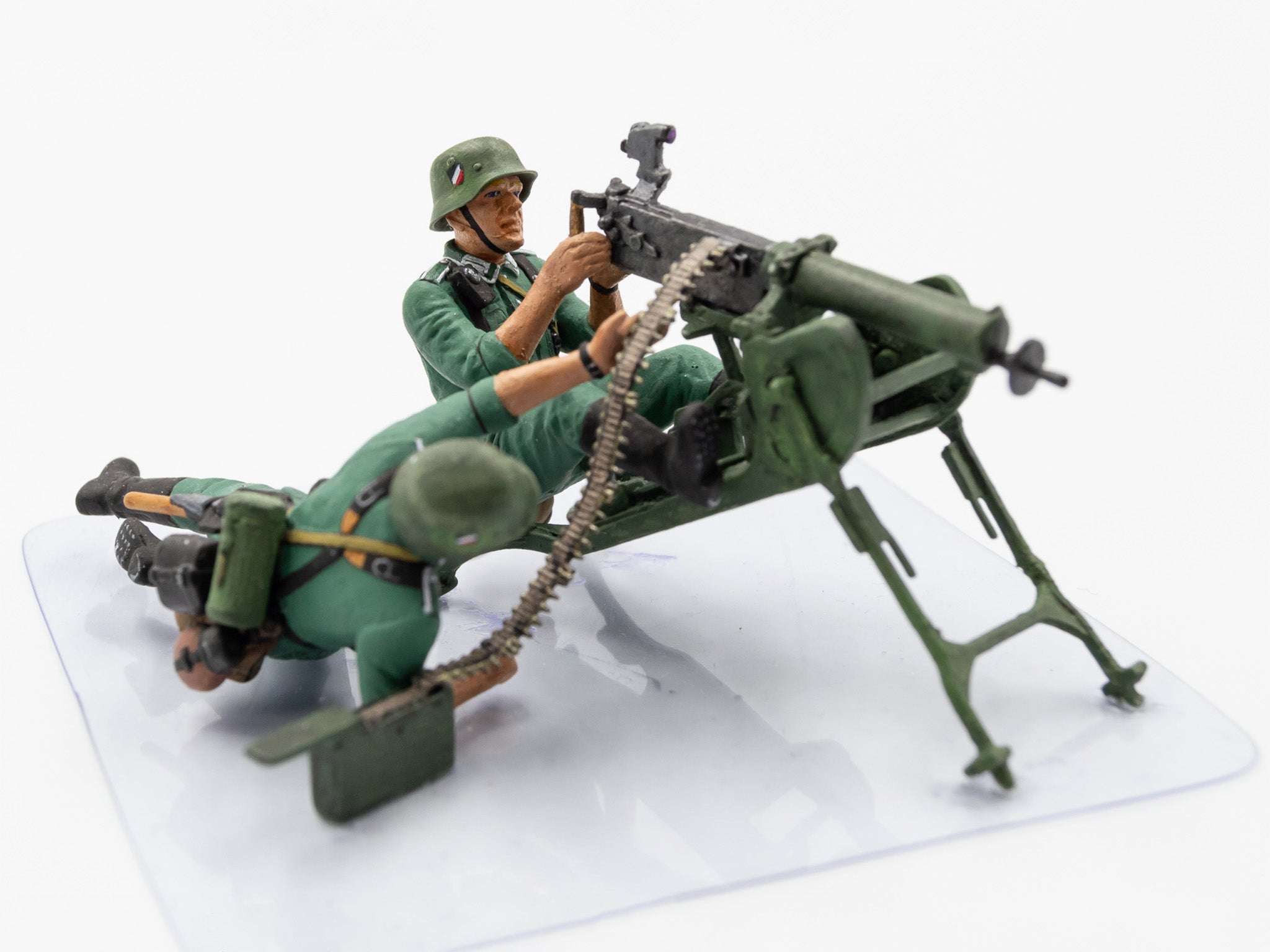 ICM 35645 Plastic model figures kit Scale 1:35 WWII German MG08 MG Team 2figures
