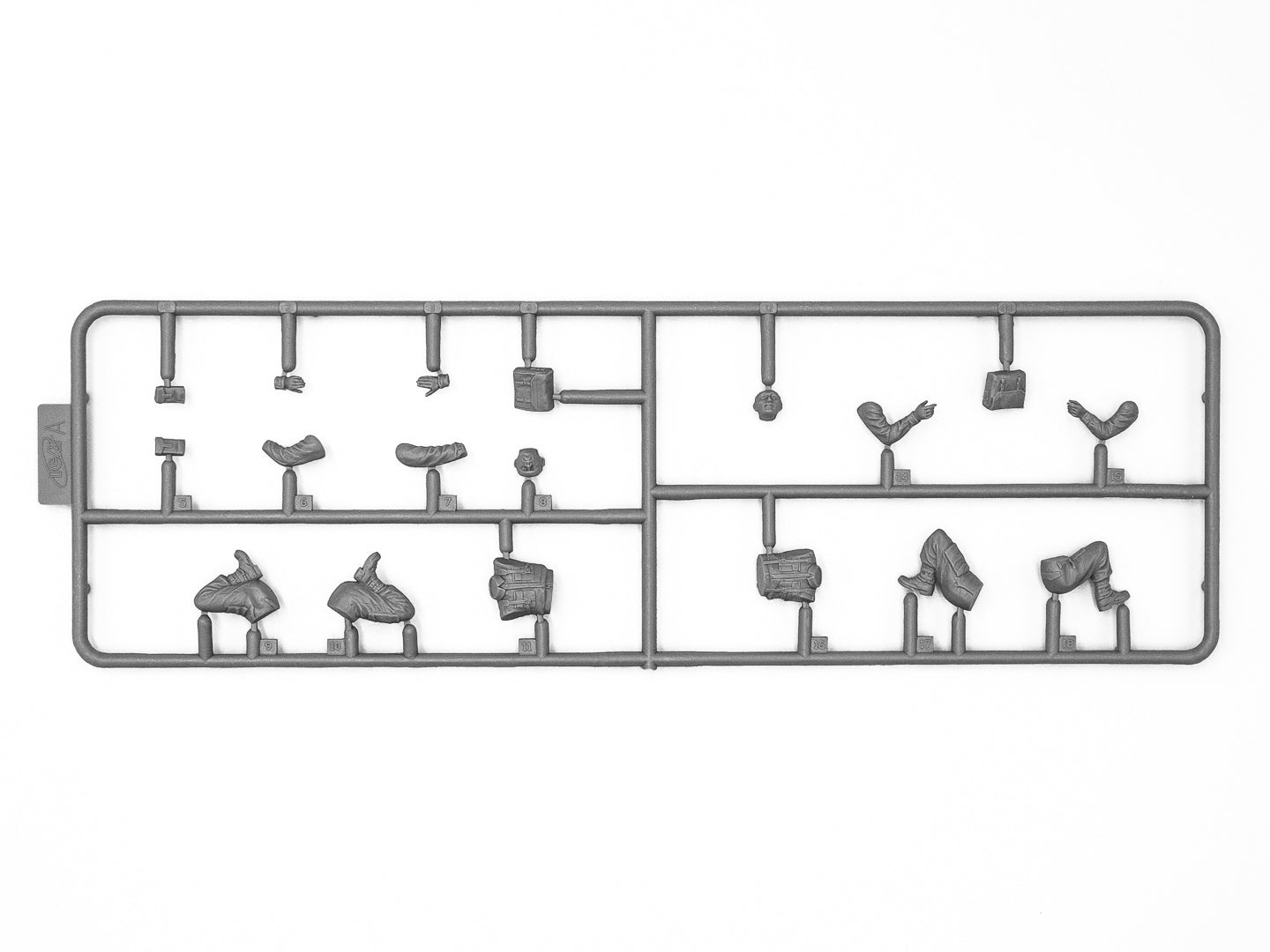 ICM 35646 Plastic model figures kit 1:35 WWII British Vickers MG Crew 2 figures