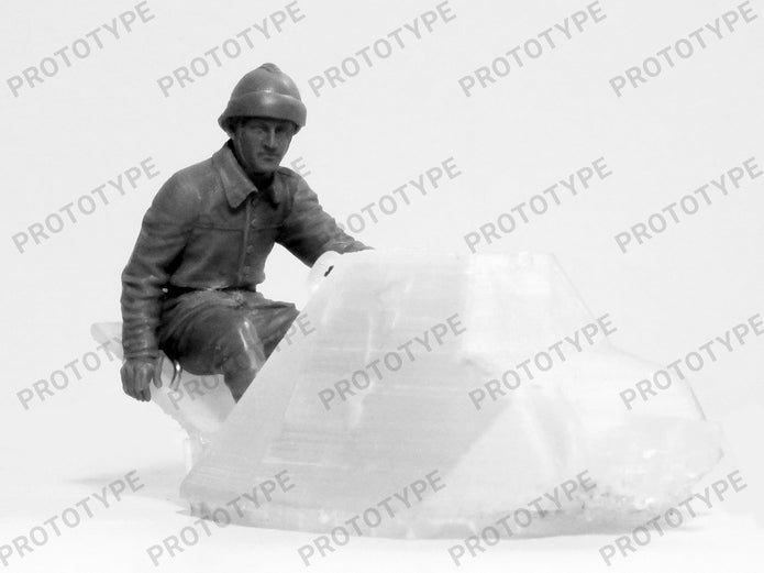 ICM 35647 Plastic model figures kit Scale 1:35 WWII French Tank Crew (5 figures)