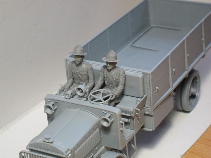 ICM 35653 Plastic model kit Scale 1:35 Standard B “Liberty” with US drivers, WWI