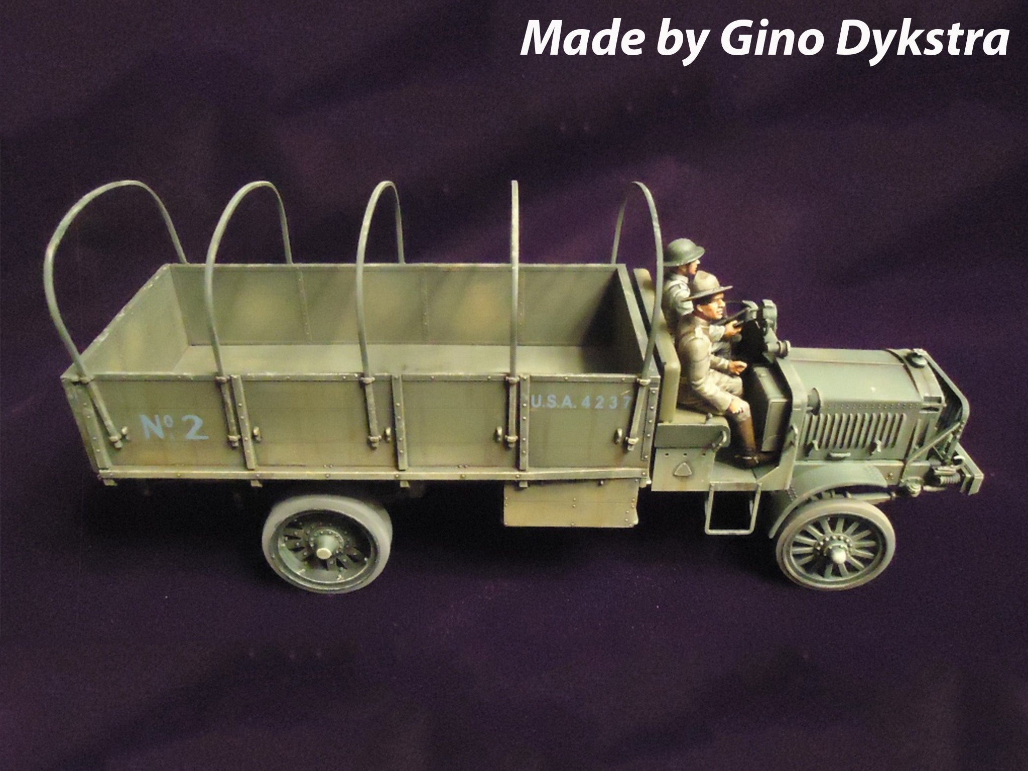 ICM 35653 Plastic model kit Scale 1:35 Standard B “Liberty” with US drivers, WWI