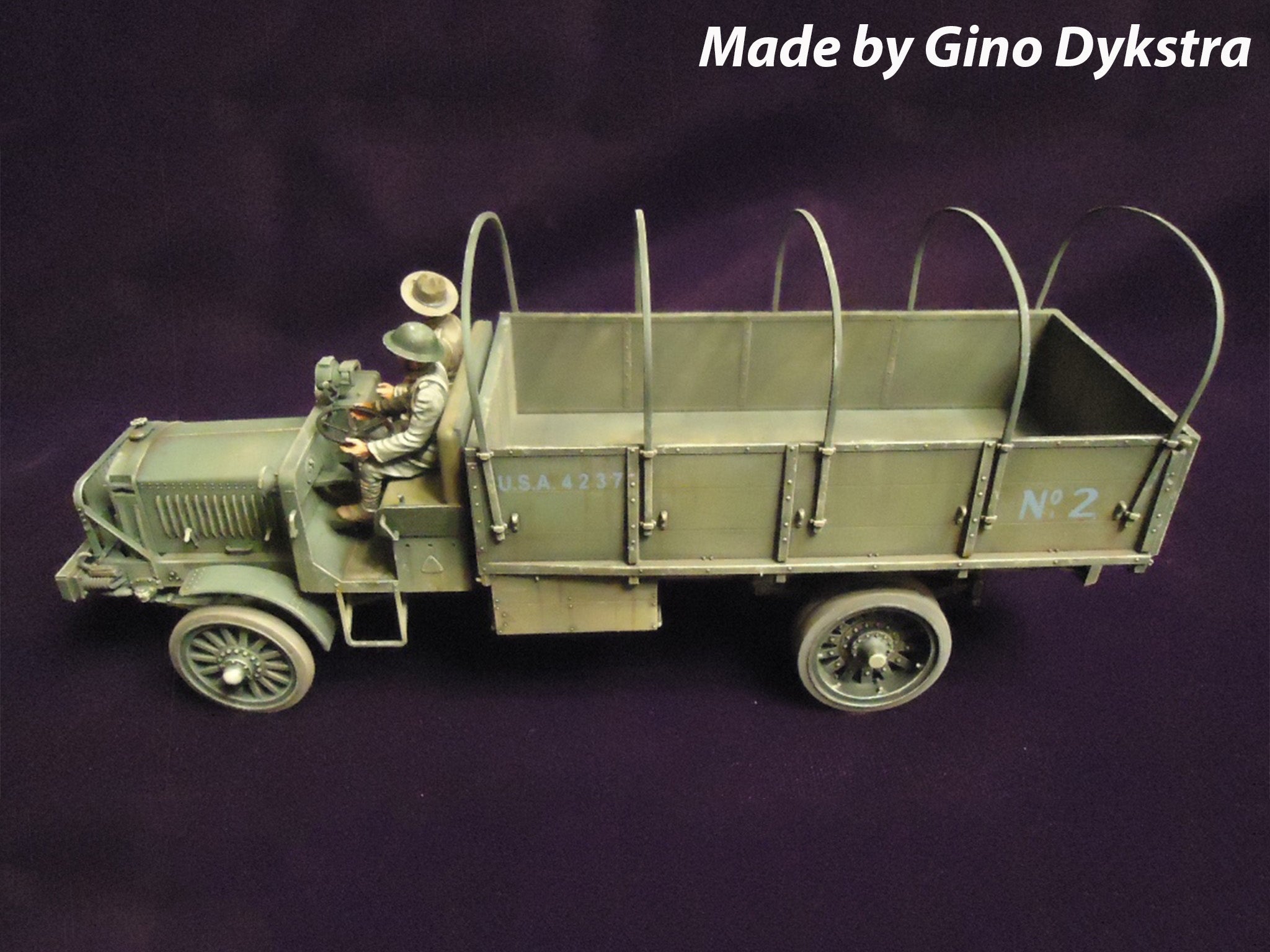 ICM 35653 Plastic model kit Scale 1:35 Standard B “Liberty” with US drivers, WWI