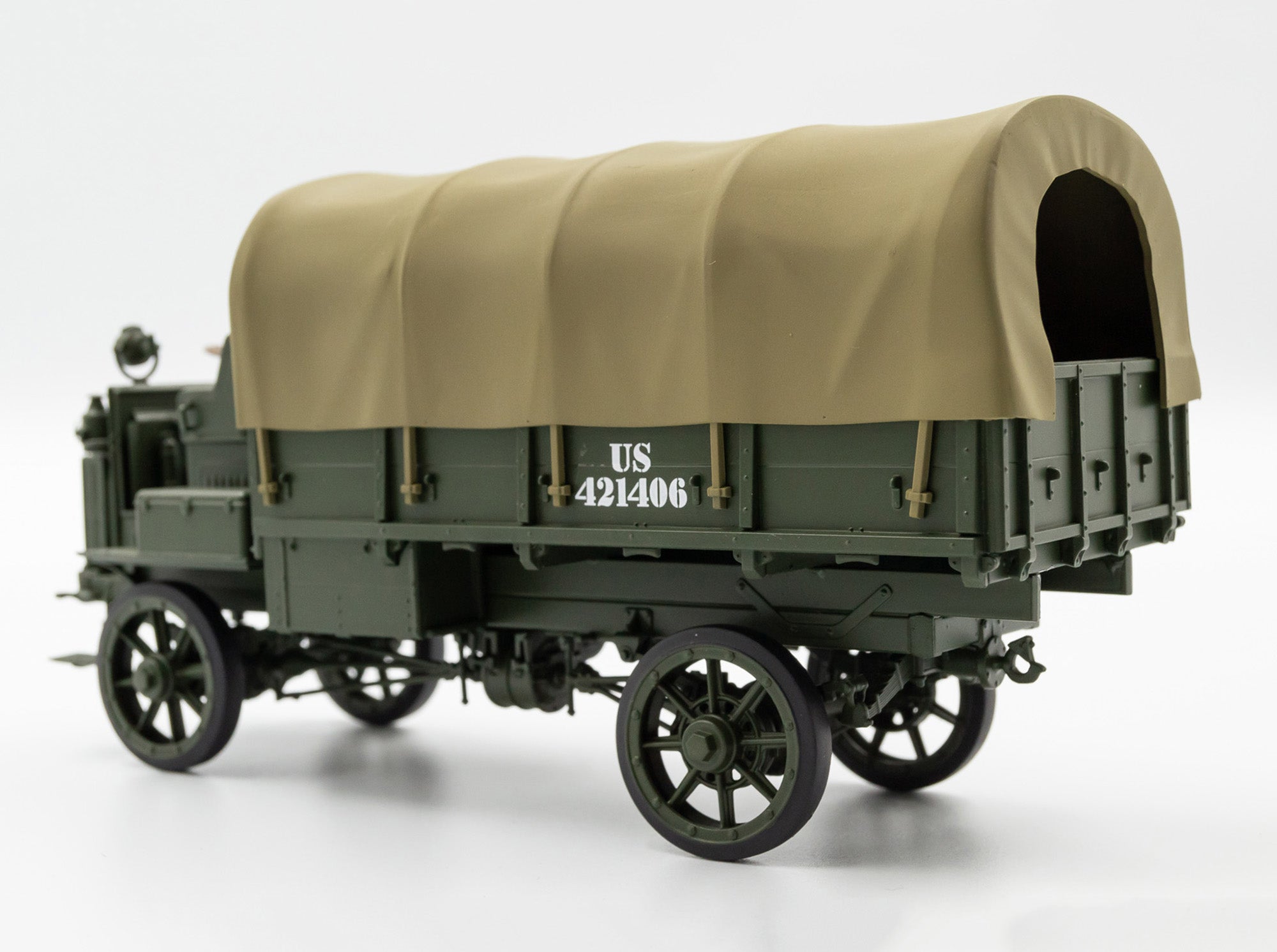 ICM 35655 Plastic model kit Scale 1:35 FWD TypeB WWI US Army Truck - kits models