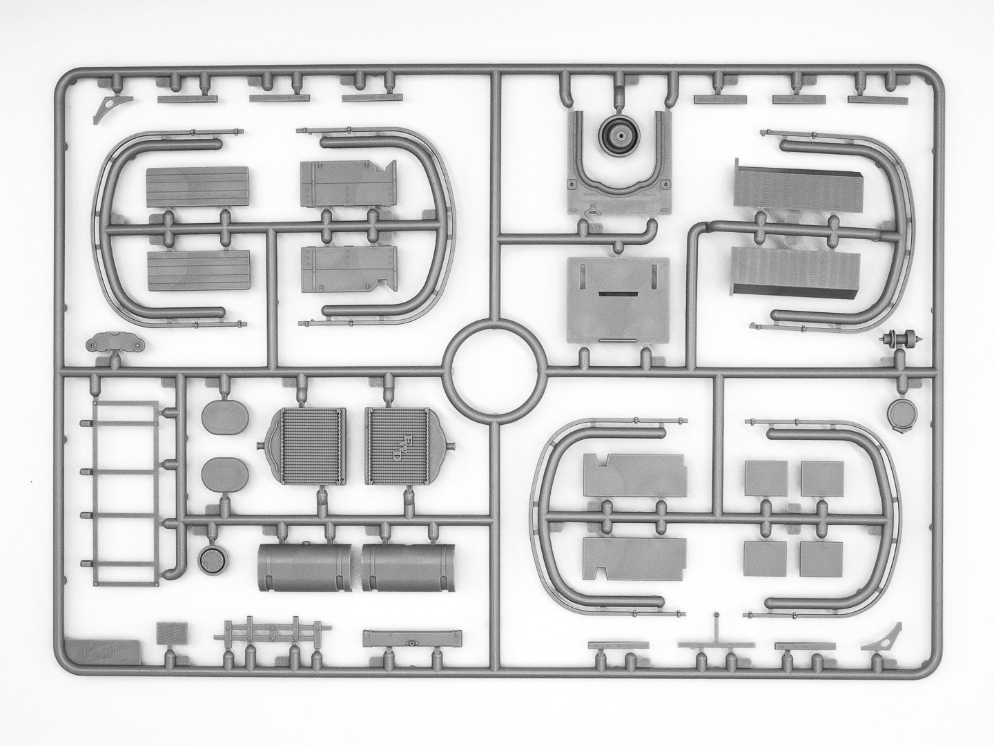 FWD Type B WWI US Ammunition Truck ICM 35656 Scale 1:35 Plastic Model Kit