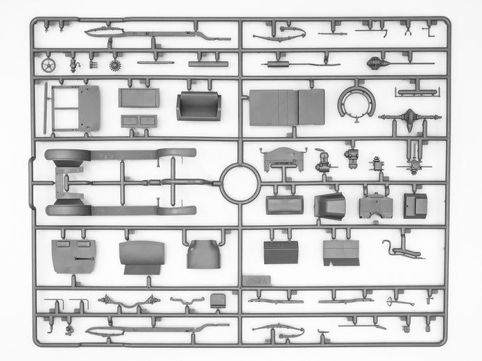 ICM 35659 Plastic model Car kit Scale 1:35 Taxi de la Marne (1914), French Car
