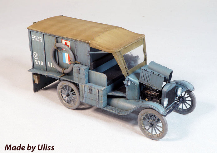 ICM 35661 Plastic model Car kit Scale 1:35 Model T 1917 Ambulance, WWI American