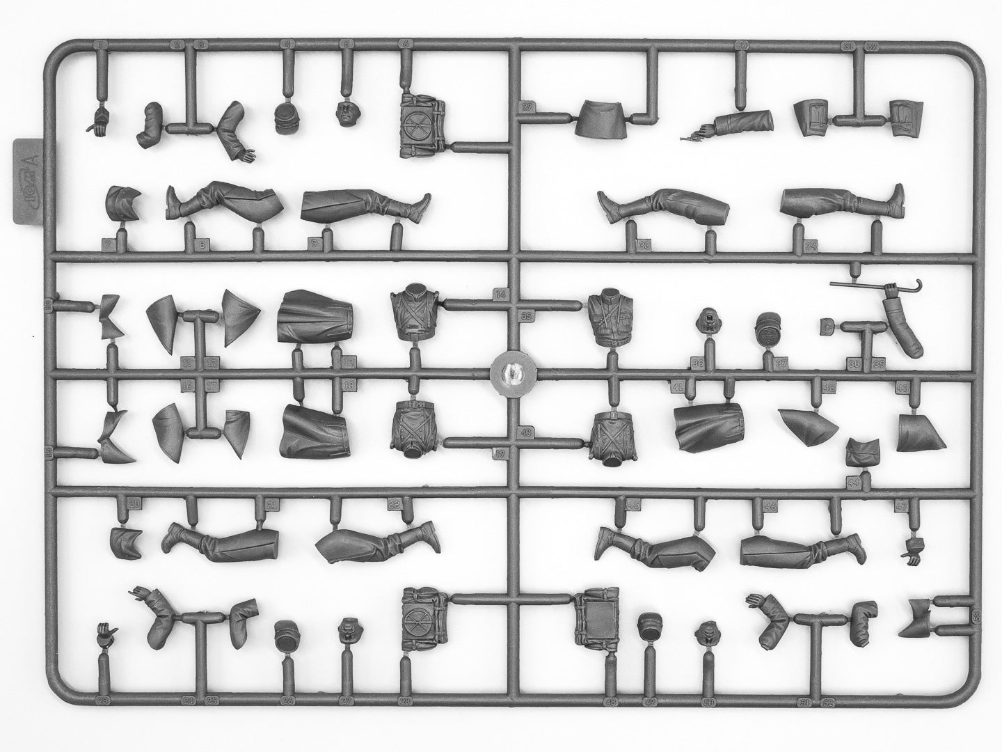 ICM 35682 Plastic model kit Scale 1:35 French Infantry (1914), (4 figures)