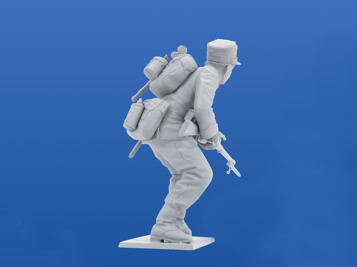 ICM 35687 Plastic model kit 1:35 Italian Infantry (1915) (4 figures) models kits