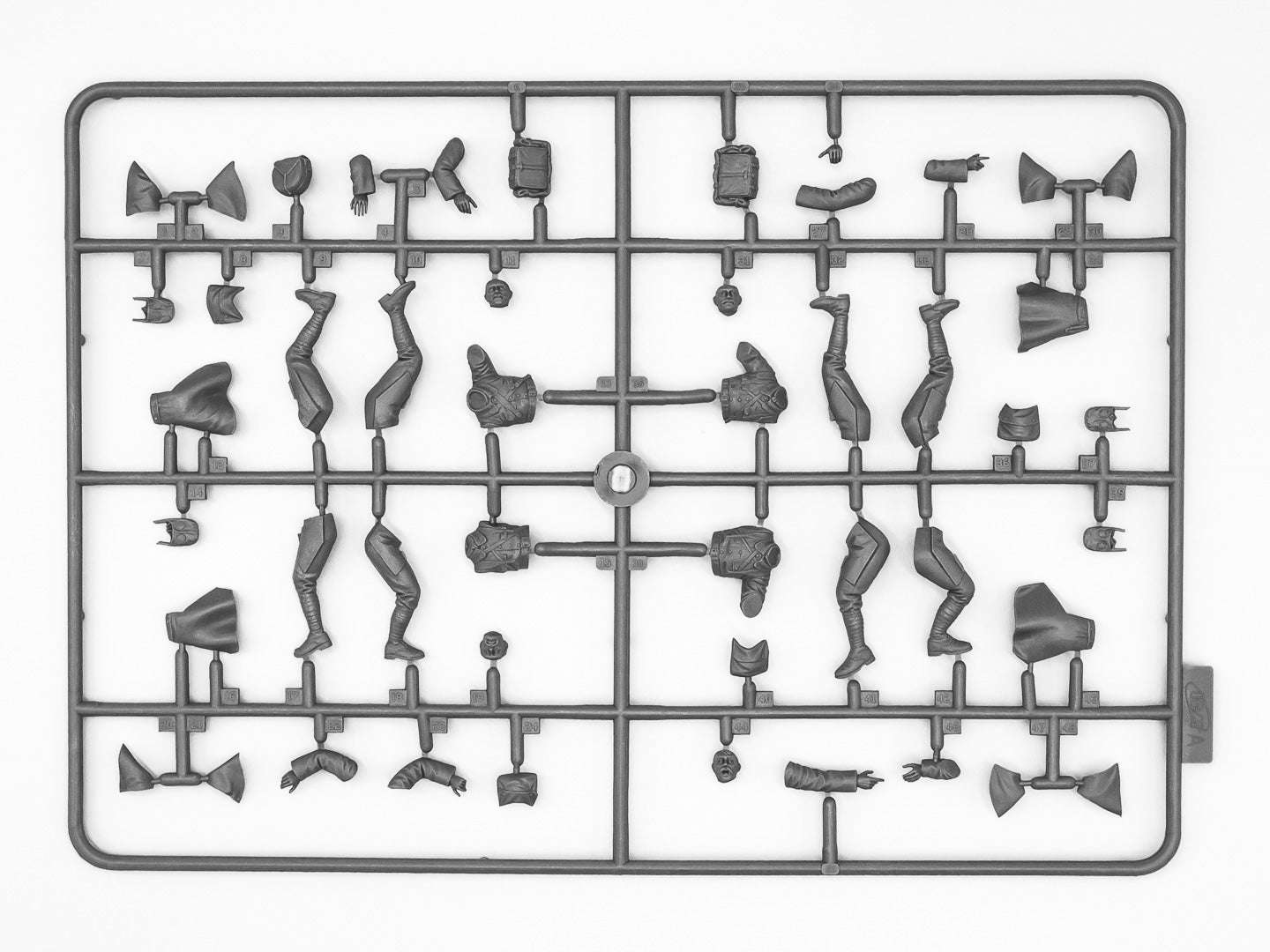 ICM 35691 Plastic model kit 1:35 French Infantry 1916, (4 figures) kits models