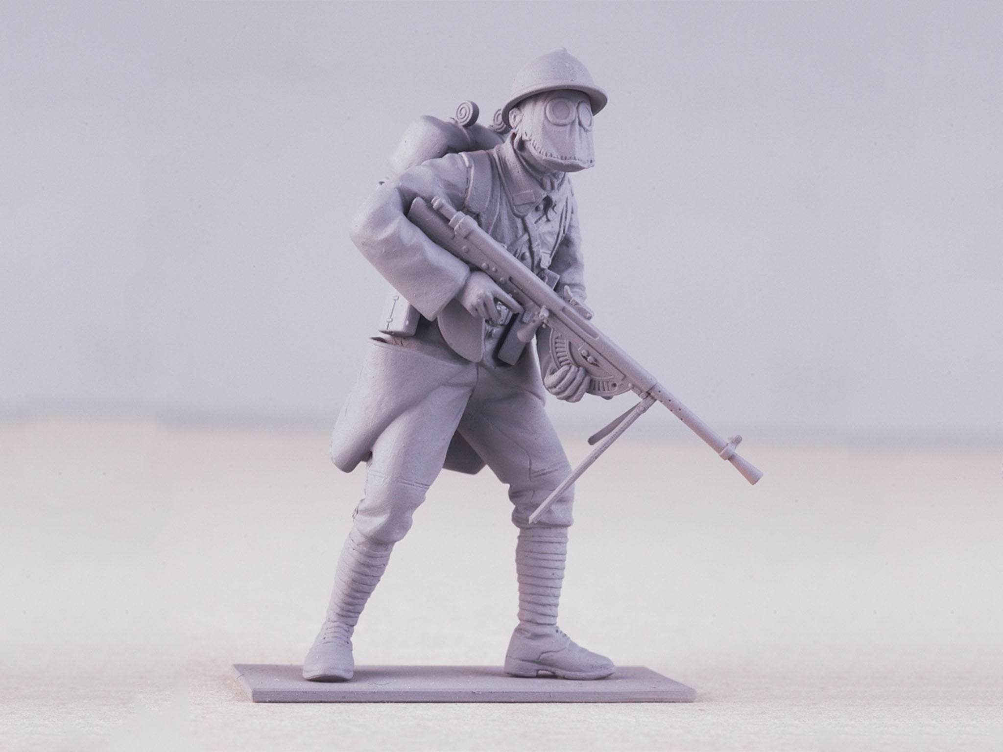 ICM 35696 Plastic model kit 1:35 French Infantry in Gas Masks (1916) (4 figures)