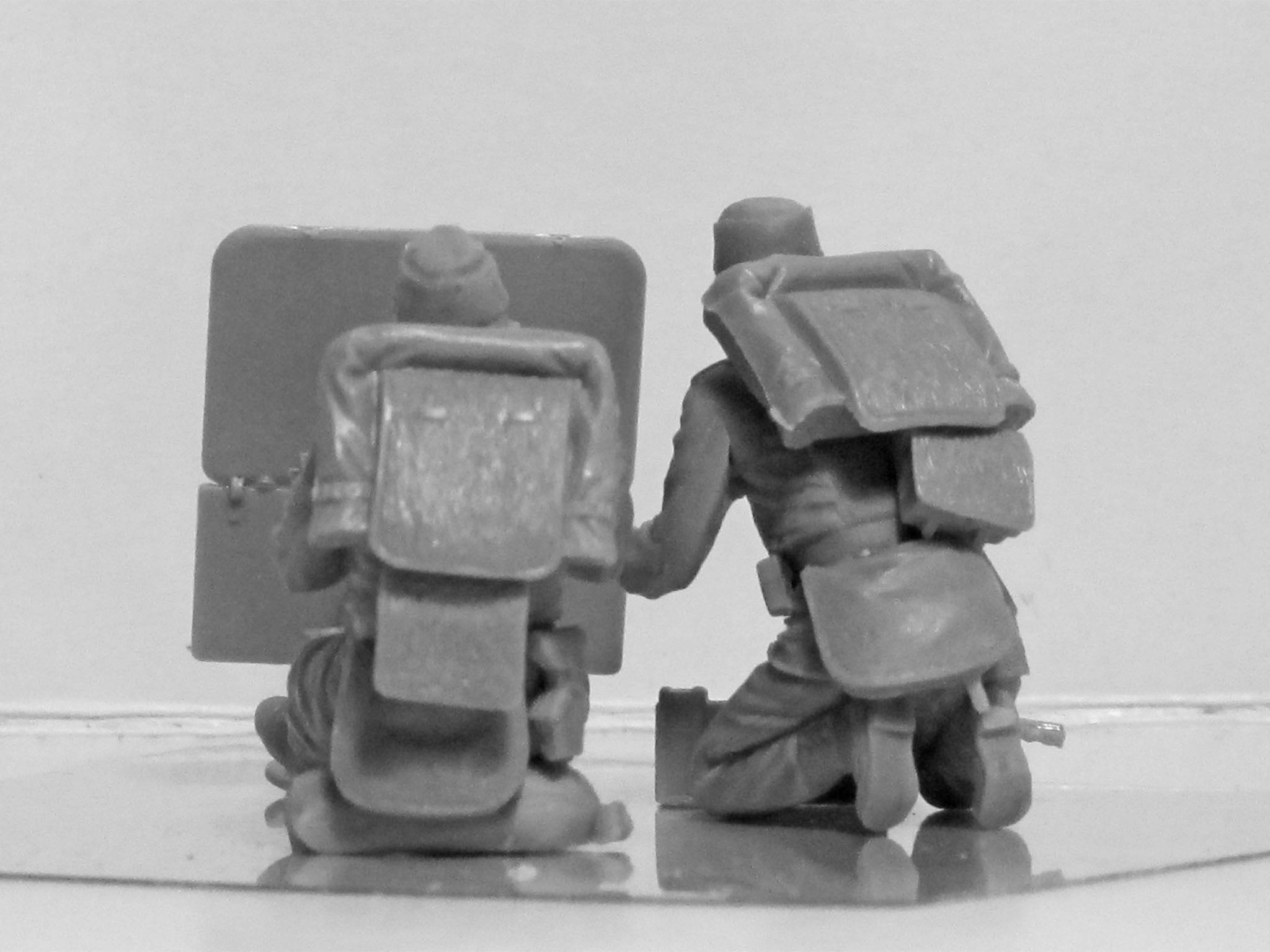 ICM 35697 Plastic model kit 1:35 French Infantry in Gas Masks (1916) (4 figures) | Unassembled Plastic Display Model