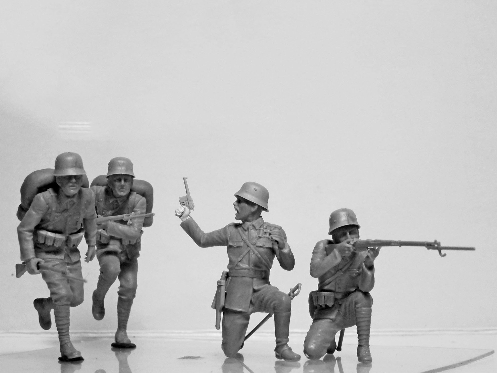 ICM 35700 Plastic model figures kit Scale 1:35 Turkish Infantry (1915-1918), WWІ