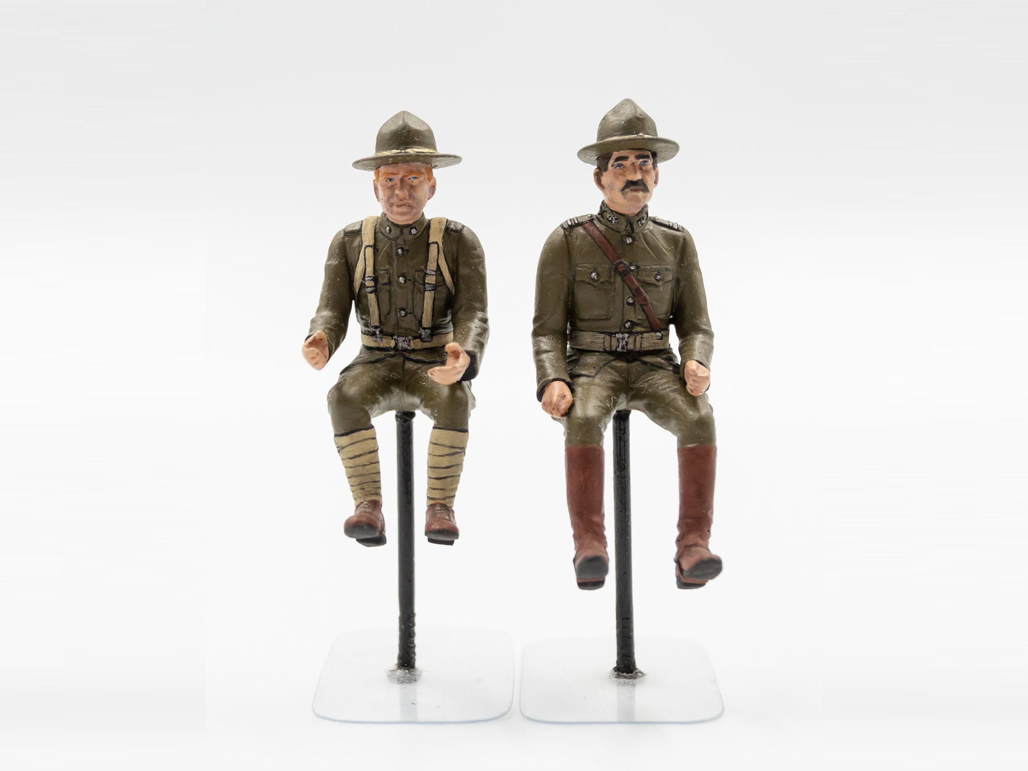 ICM 35706 Plastic model kit 1:35 US Drivers (1917-1918) (2 figures) models kits