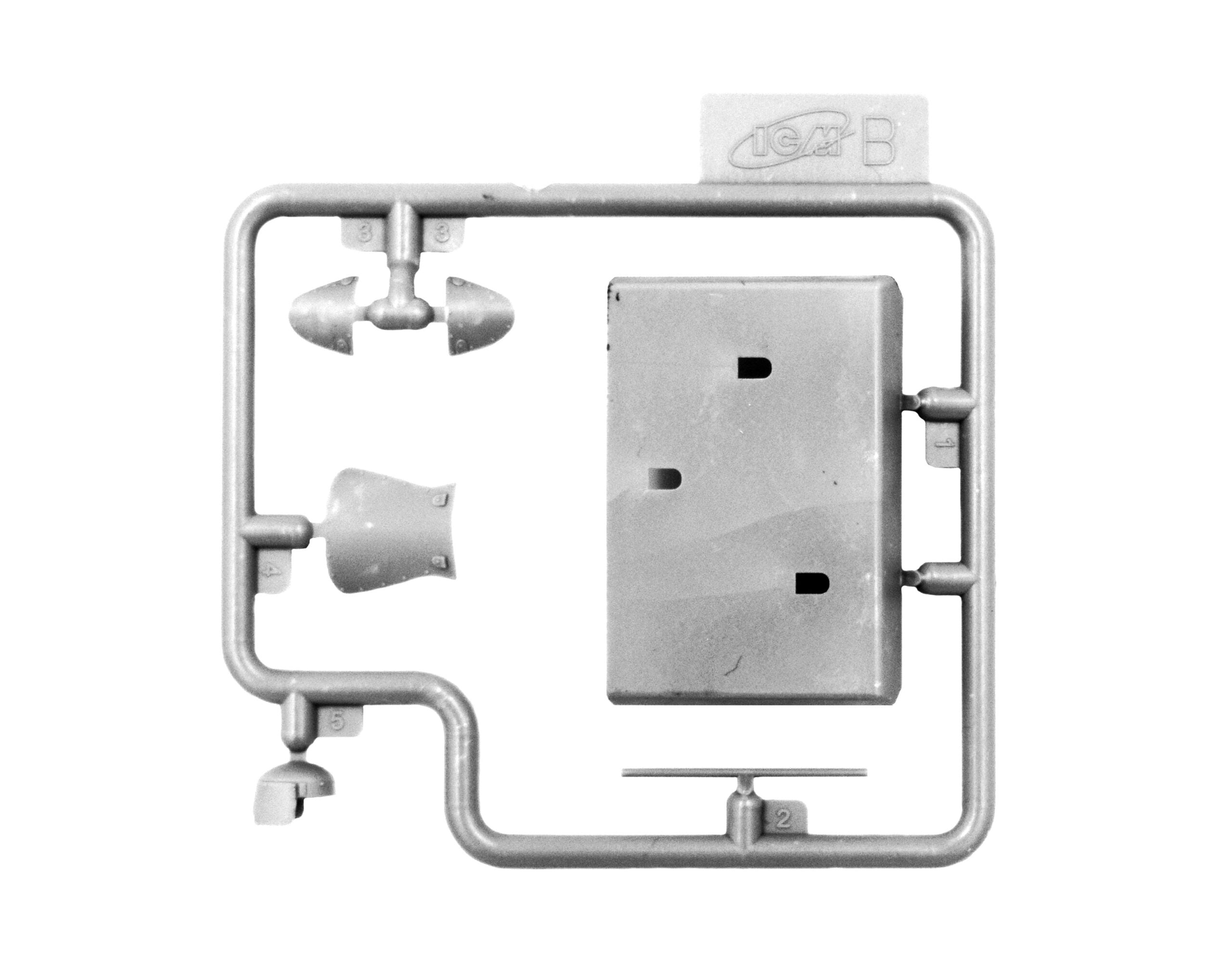 ICM 35721 Plastic model kit figures Scale 1:35 Italian infantry in armor WWI