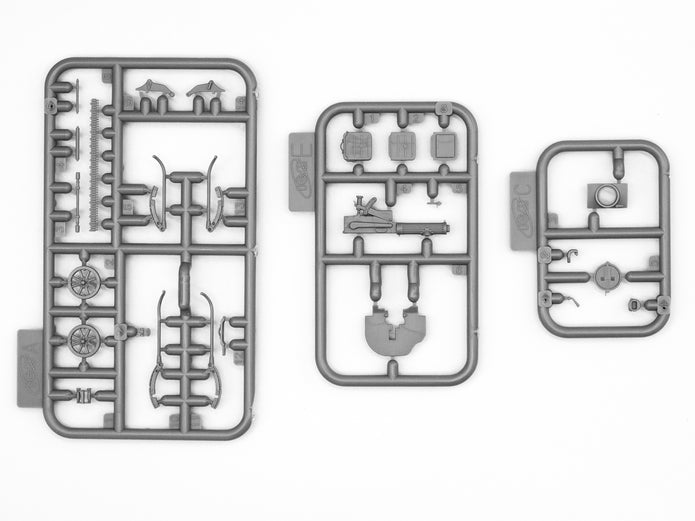 Infantry weapons and chevrons. Armed Forces of Ukraine Scale Model 1:35 ICM35749