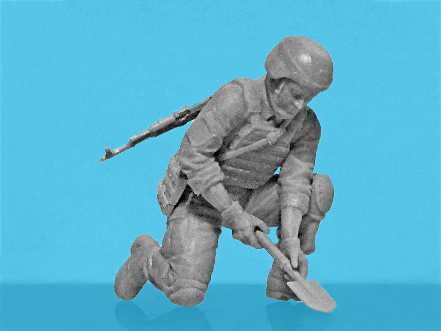 ICM 35753 Scale 1:35 “To be ahead to save life” Sappers Armed Forces of Ukraine