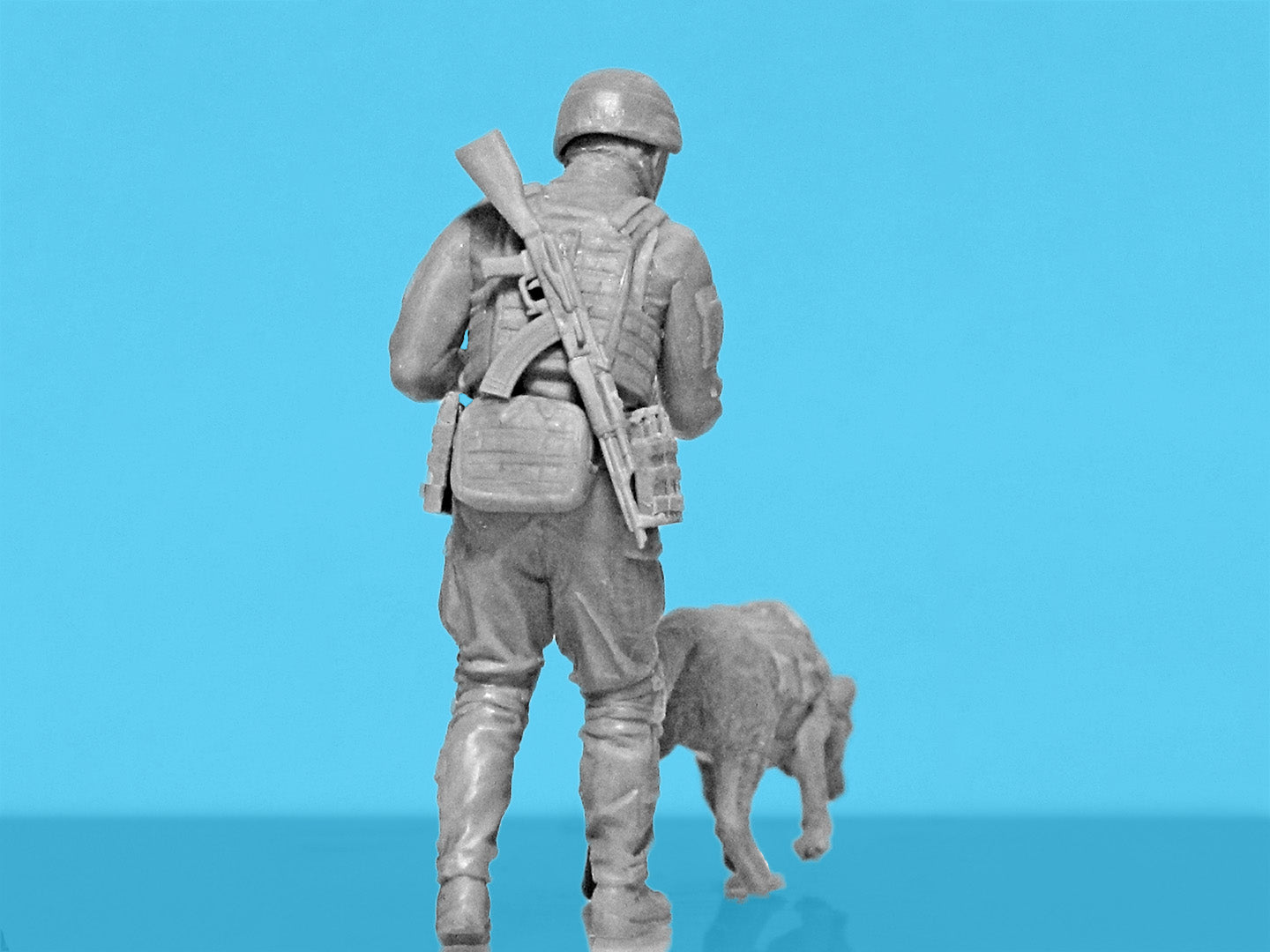 ICM 35753 Scale 1:35 “To be ahead to save life” Sappers Armed Forces of Ukraine