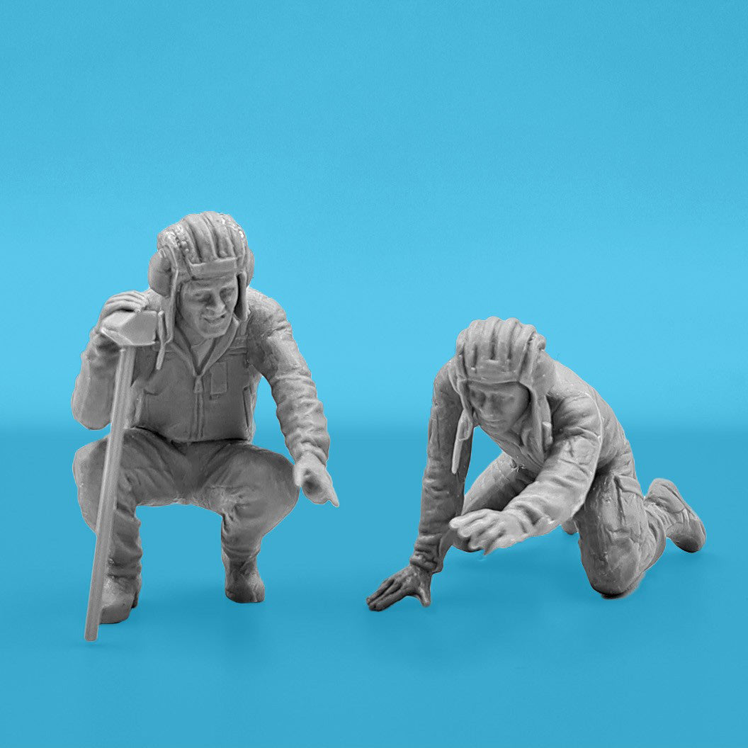 Tank Crew of the Armed Forces of Ukraine Plastic Model Kit Figures 1:35 ICM35756