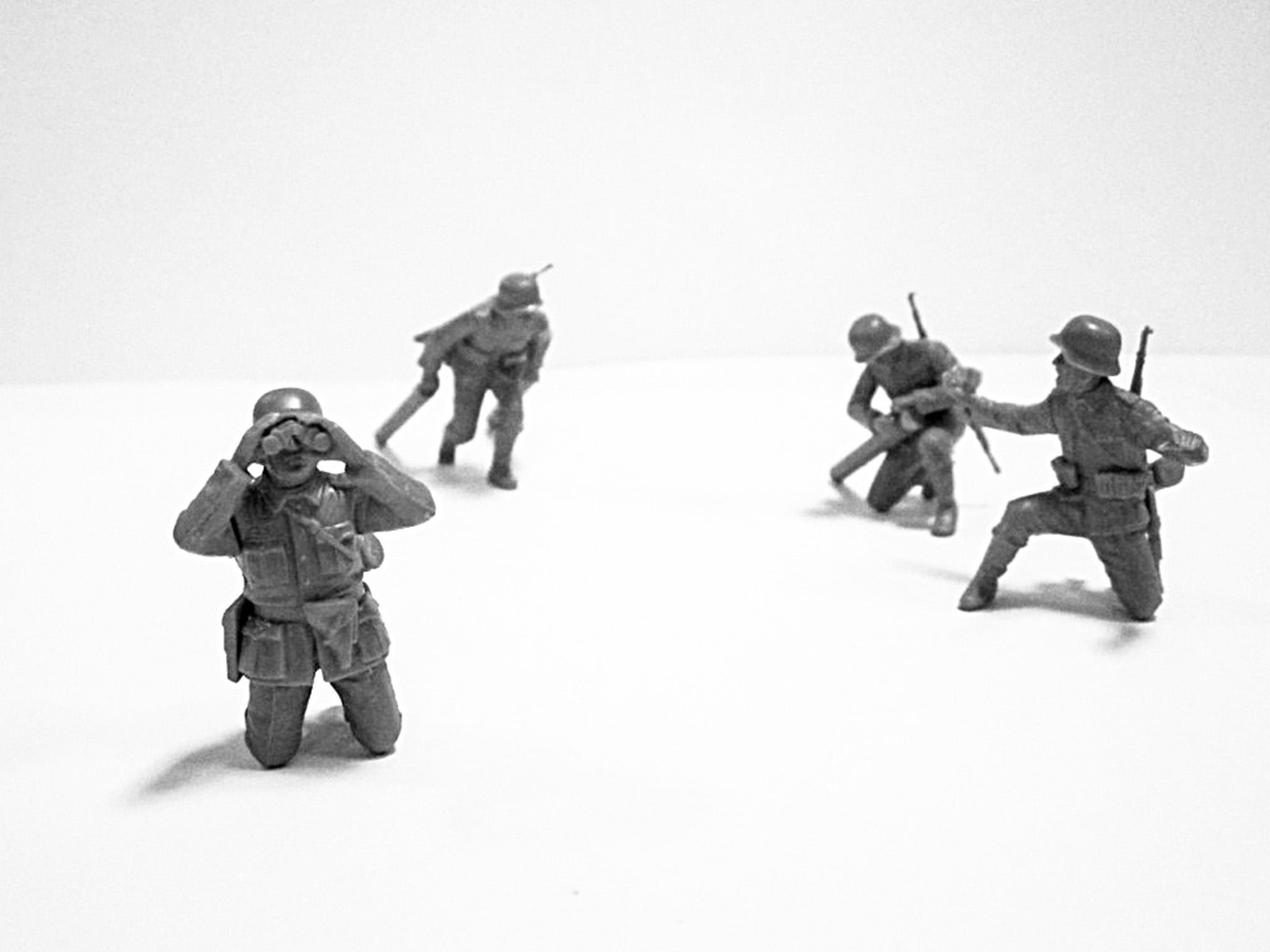 ICM 35801 Plastic model kit Scale 1:35 7,62cm Pak 36r gun with German crew