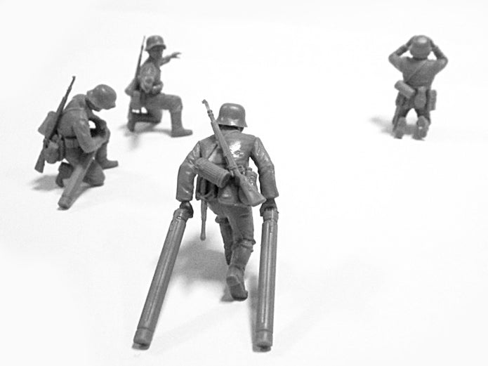 ICM 35801 Plastic model kit Scale 1:35 7,62cm Pak 36r gun with German crew