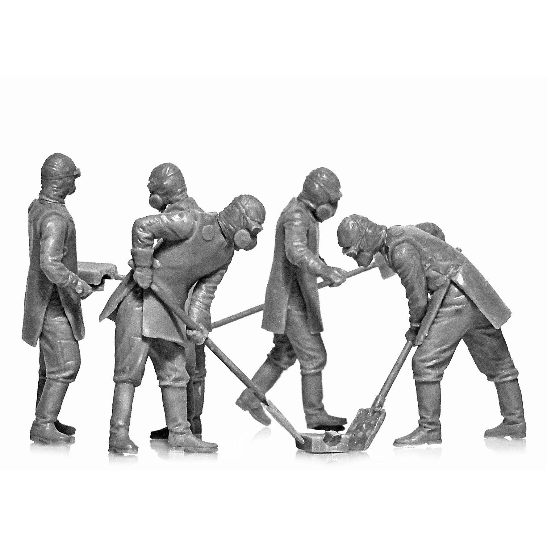 ICM 35903 Plastic model kit Scale 1:35 Chernobyl #3. Rubble cleaners (5 figures)