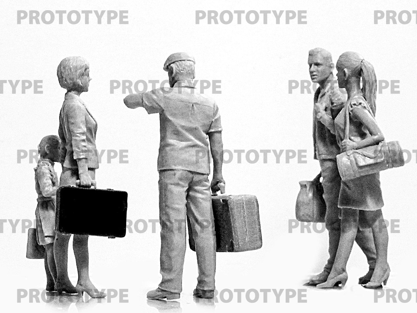 ICM 35905 Plastic model figures kit Scale 1:35 Chernobyl #5 Evacuation kit model