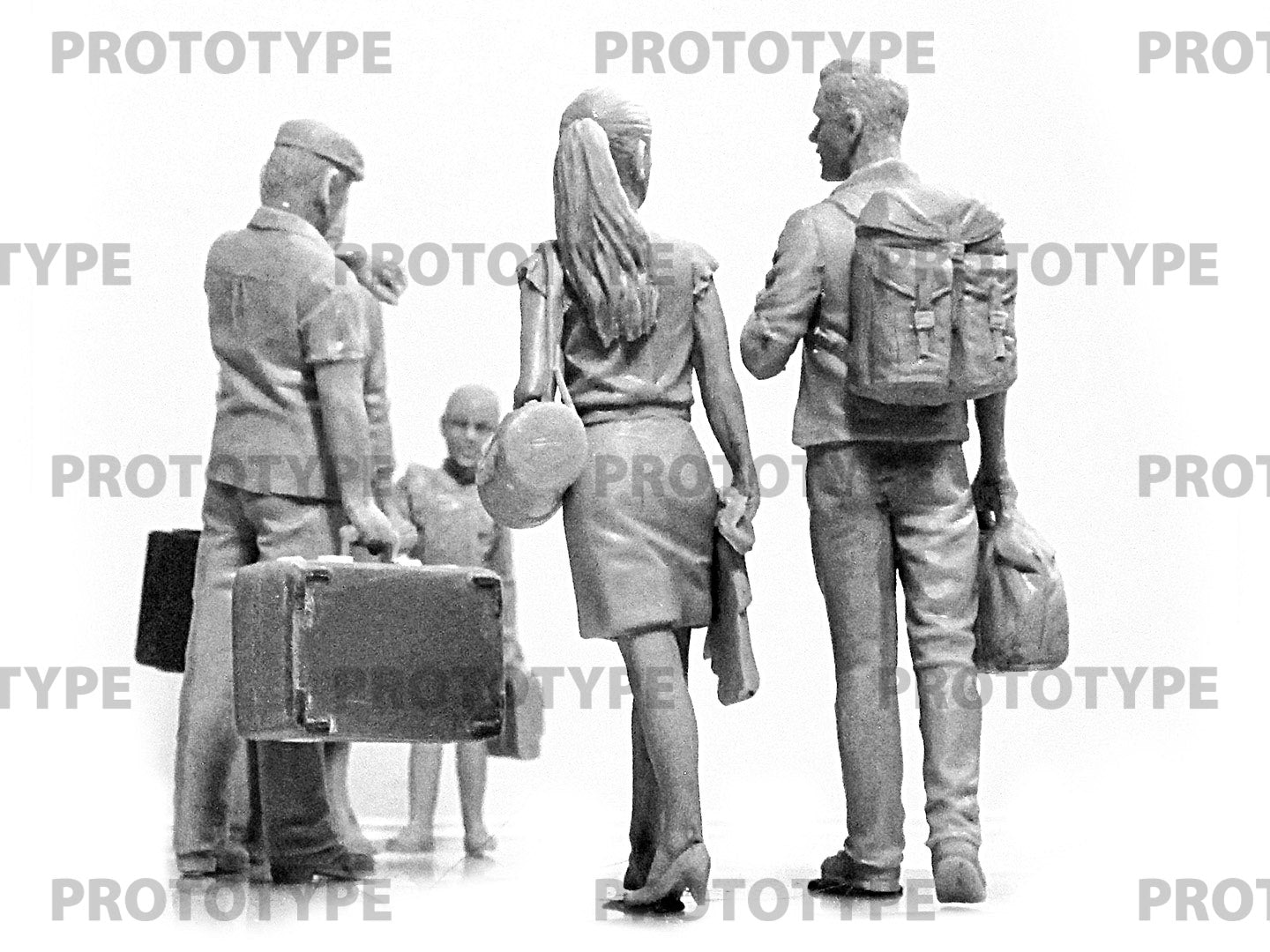 ICM 35905 Plastic model figures kit Scale 1:35 Chernobyl #5 Evacuation kit model