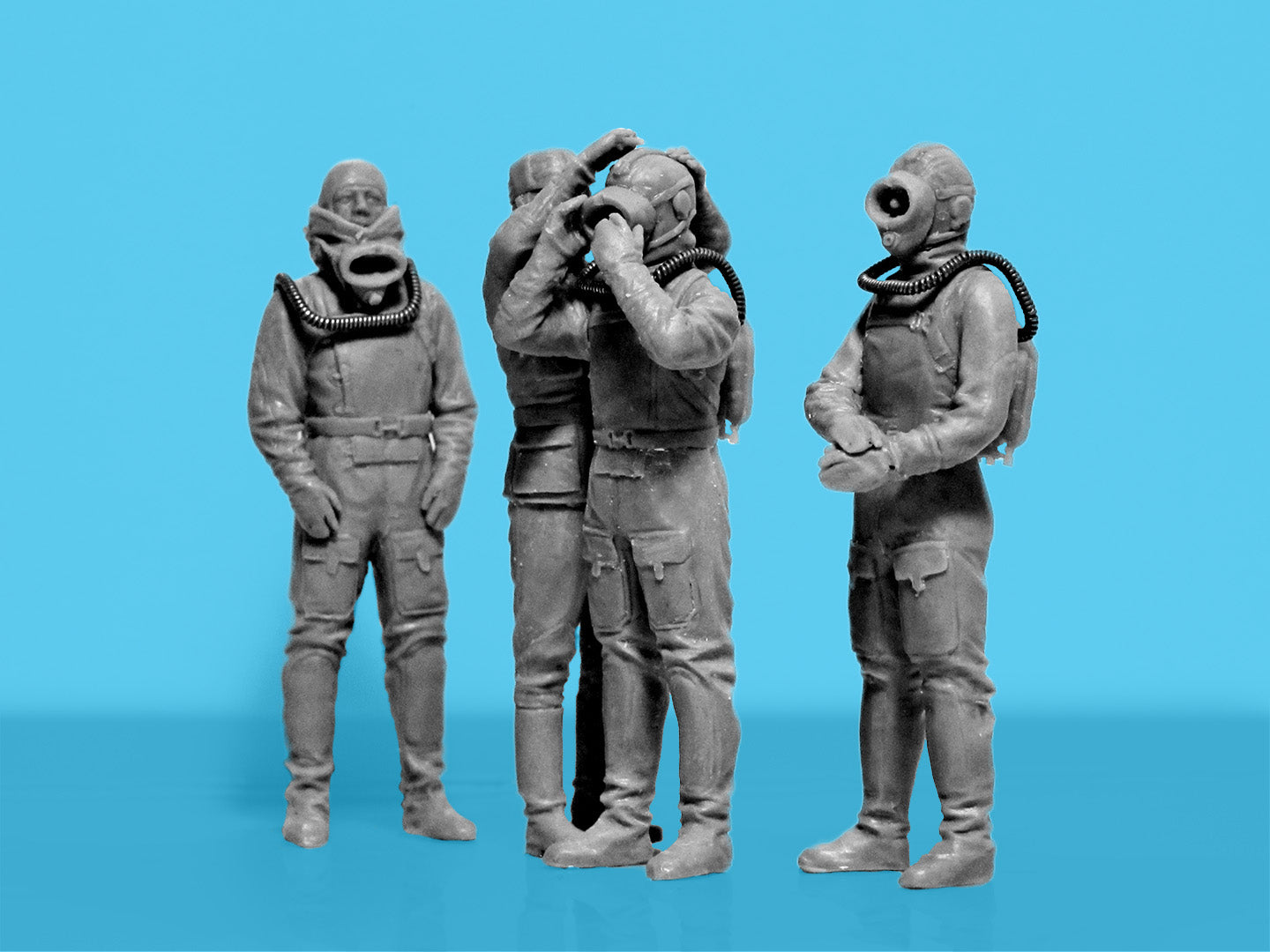 ICM 35906 Scale figures 1:35 Chornobyl #6 Feat of Divers Plastic model kit