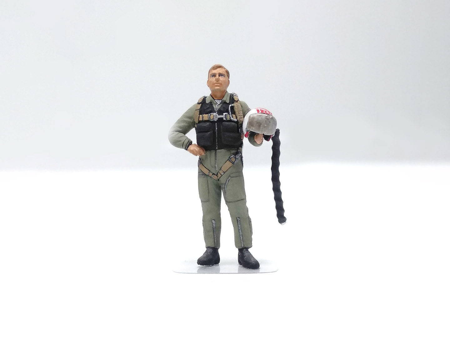ICM 48087 Plastic model kit Scale 1:48 US Pilots & Ground Personnel Vietnam War