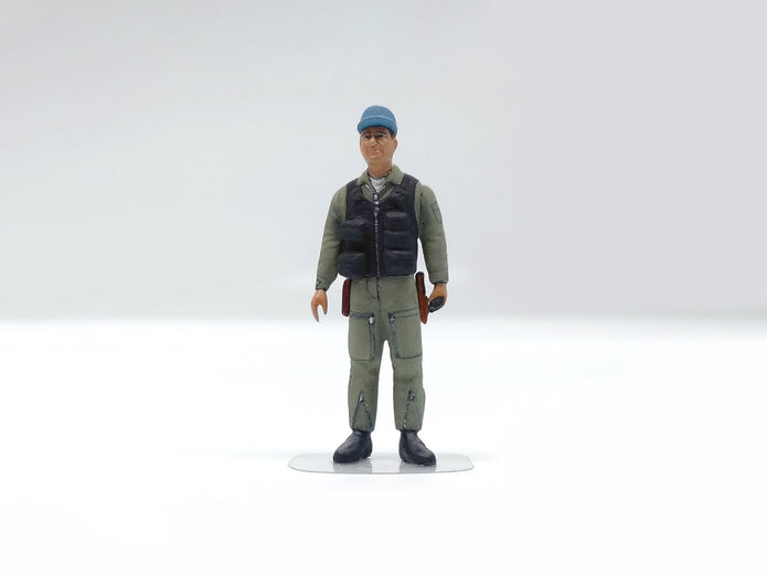 ICM 48087 Plastic model kit Scale 1:48 US Pilots & Ground Personnel Vietnam War