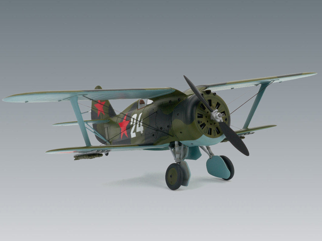 ICM48095 Plastic model kit aircraft 1:48 I153 Chaika WWII Soviet Biplane Fighter