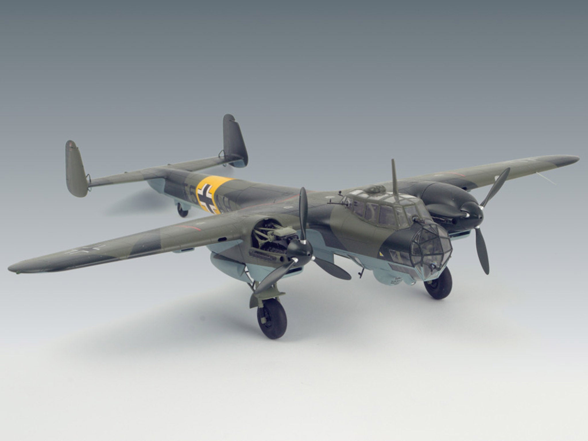 ICM 48241 Plastic model aircraft 1:48 Do 215B-4 WWII German reconnaissance plane