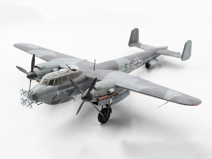 ICM 48271 Plastic model aircraft kit 1:48 Do 217N-1 WWII German Night Fighter