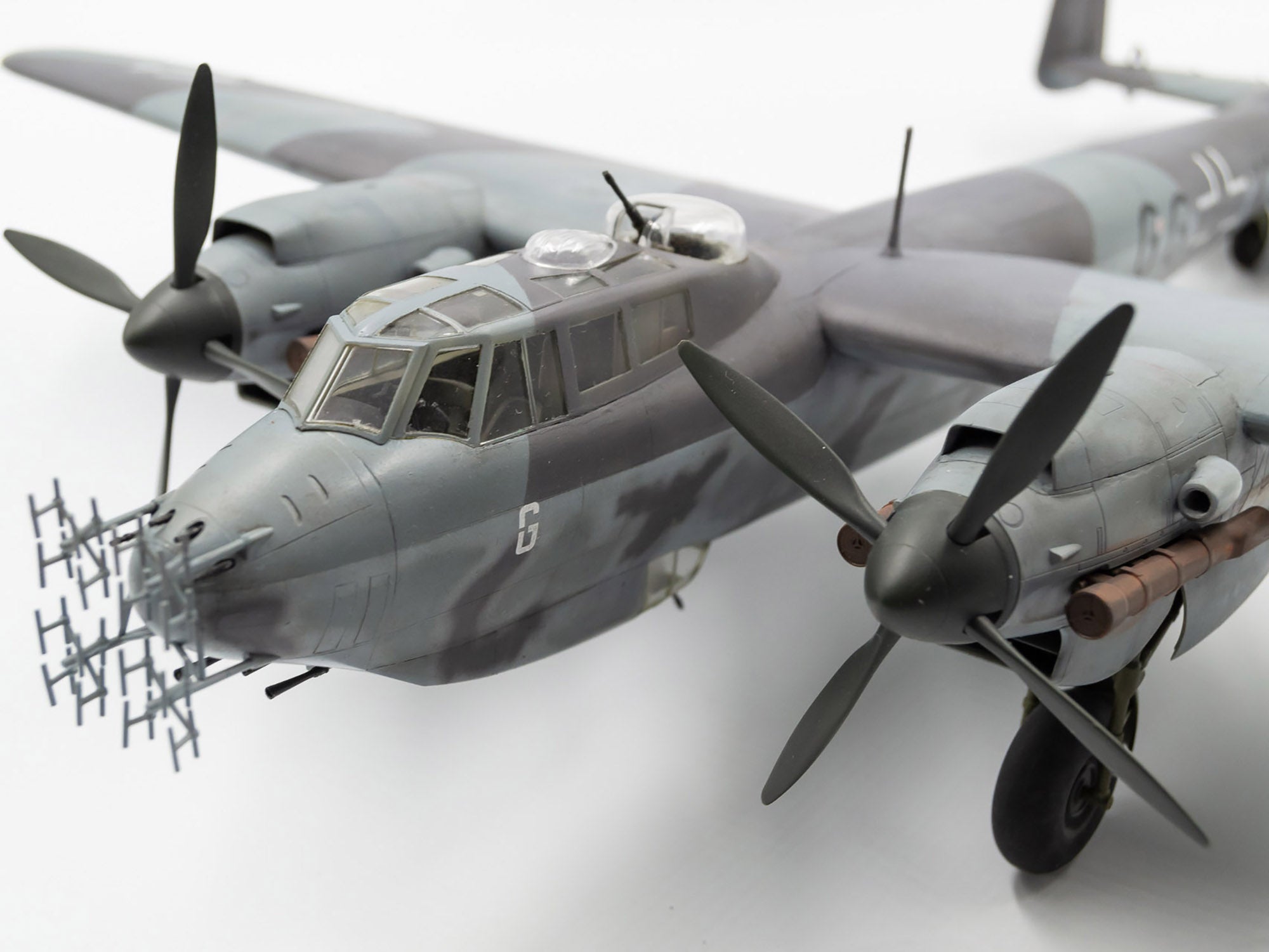 ICM 48271 Plastic model aircraft kit 1:48 Do 217N-1 WWII German Night Fighter