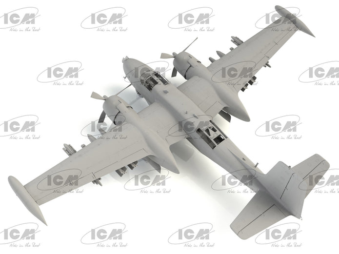 ICM 48279 Scale model aircraft kit 1:48 B-26K Counter Invader, USAF Vietnam War