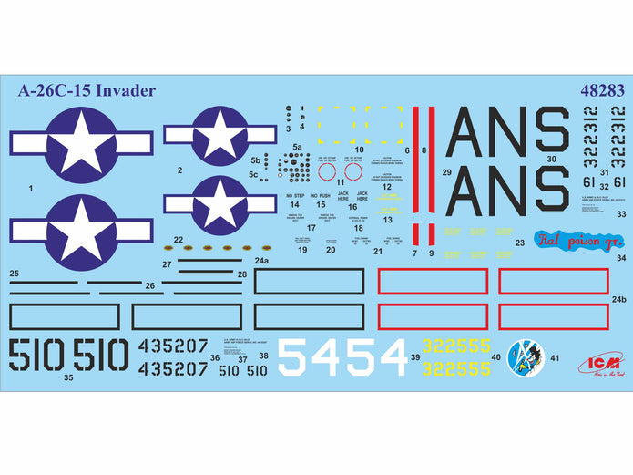 ICM 48288 model aircraft 1:48 A-26С-15 Invader with pilots and ground personnel
