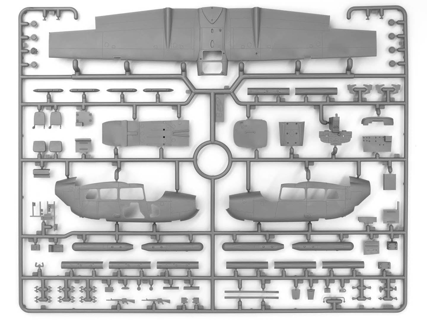 ICM 48290 Scale model aircraft 1:48 Cessna O2A Skymaster American Reconnaissance