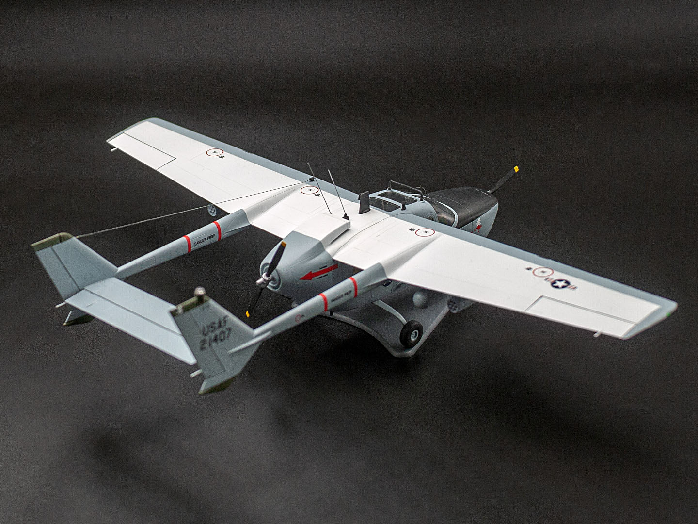 ICM 48290 Scale model aircraft 1:48 Cessna O2A Skymaster American Reconnaissance