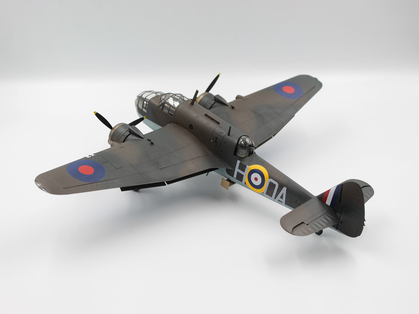 ICM 48310 model aircraft 1:48 Bristol Beaufort Mk.I British Torpedo-Bomber WWII