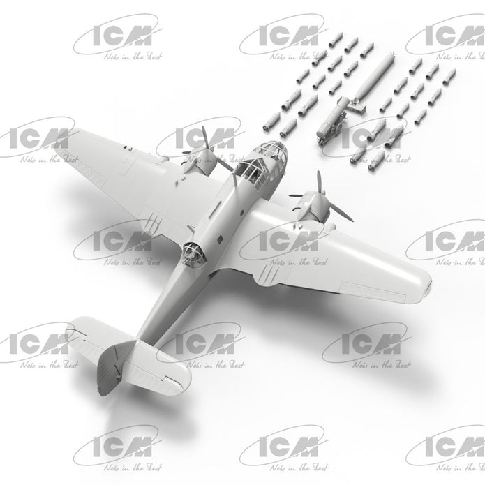 Bristol Beaufort Mk.I. Bombing raid Plastic Model Kit Aircraft 1:48 ICM 48314